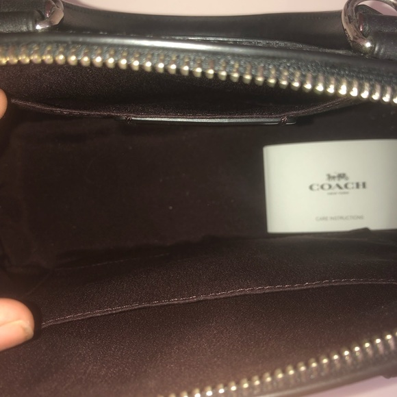 Coach Bag - Picture 3 of 4
